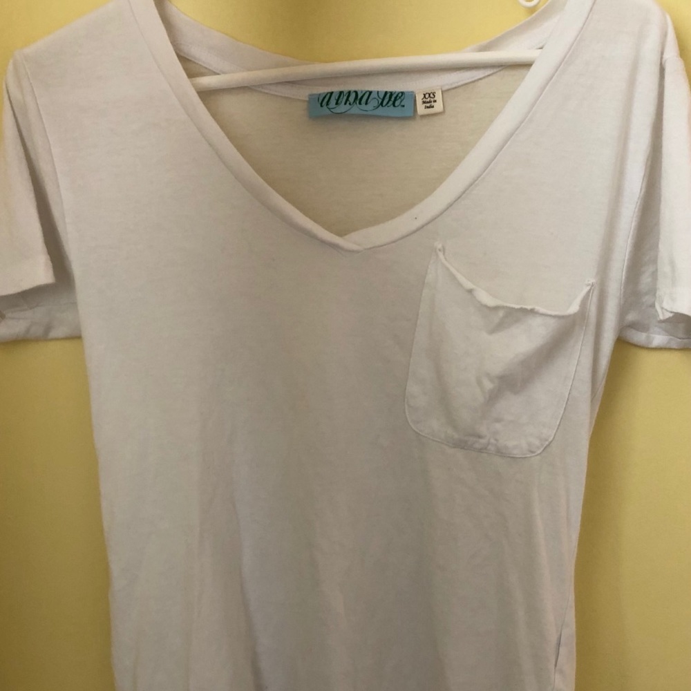 white tee
